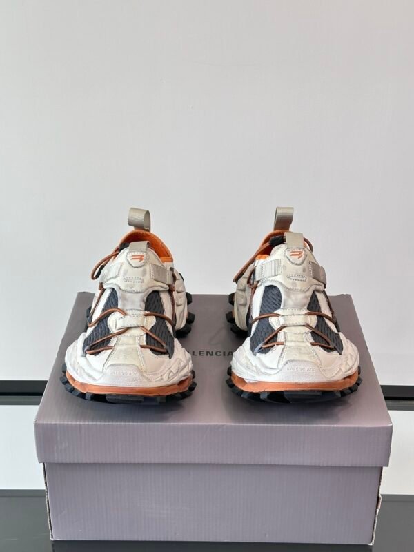 62c7aa8a BLNCG Low-Top Chunky Trainers with Contrast Panels - Black/White