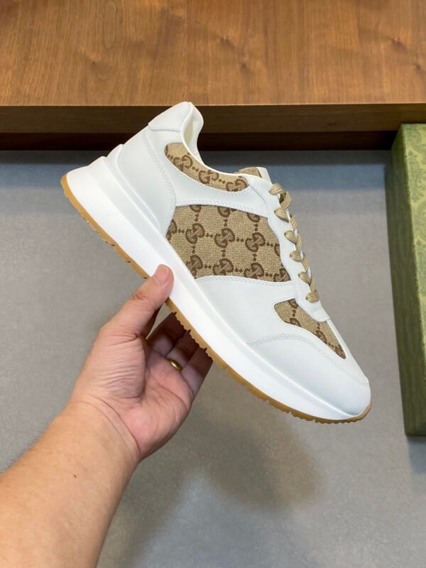 GCCI Trainers with Monogram-Style Contrast Panels - White/tan