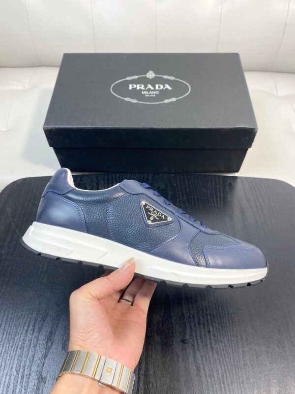 66eb8cf8 PRDA Low-Top Trainers with Contrast Panels - Navy Blue