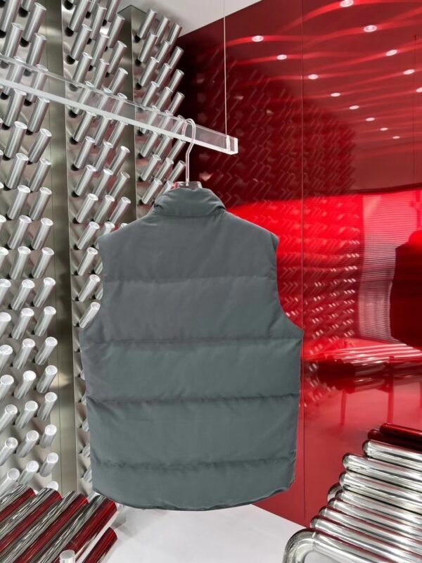 CG Puffer Gilet with Front Pockets - Grey