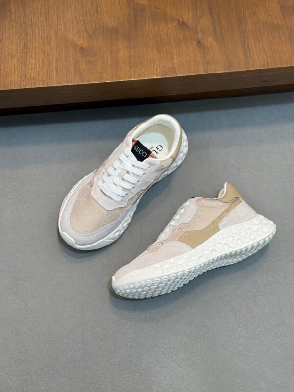 GCCI Trainers with Contrast Panels and Textured Sole - Beige
