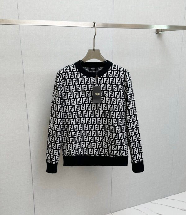 6b38e612 FND Monogram Crew Neck Jumper - Black