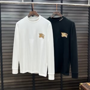 BRBY Crew Neck Jumper with Emblem Detail