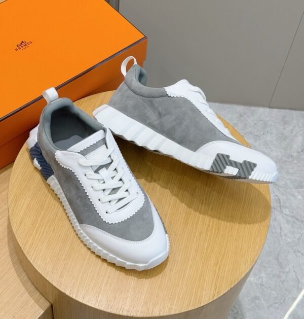 HRMS Leather & Suede Trainers – Grey with White Accents