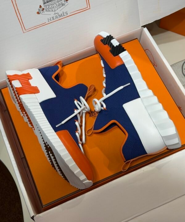 HRMS Knit & Leather Low-Top Trainers – Blue with Orange Stripe