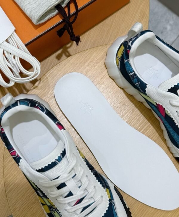 HRMS Printed Canvas & Leather Low-Top Trainers – Multicolor