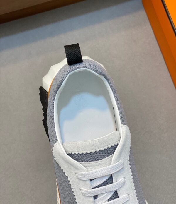 7 HRMS Mesh Low-Top Trainers – Grey Blue & Orange