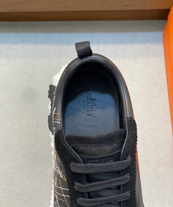 HRMS Circuit Board Pattern Suede & Leather Trainers – Black