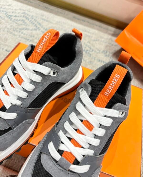 HRMS Low-Top Suede Mesh & Leather Trail Trainers – Grey & Black