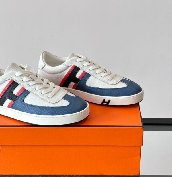 7 HRMS Boomerang Leather Trainer – White with Bleu Allure & Multicolor Accents