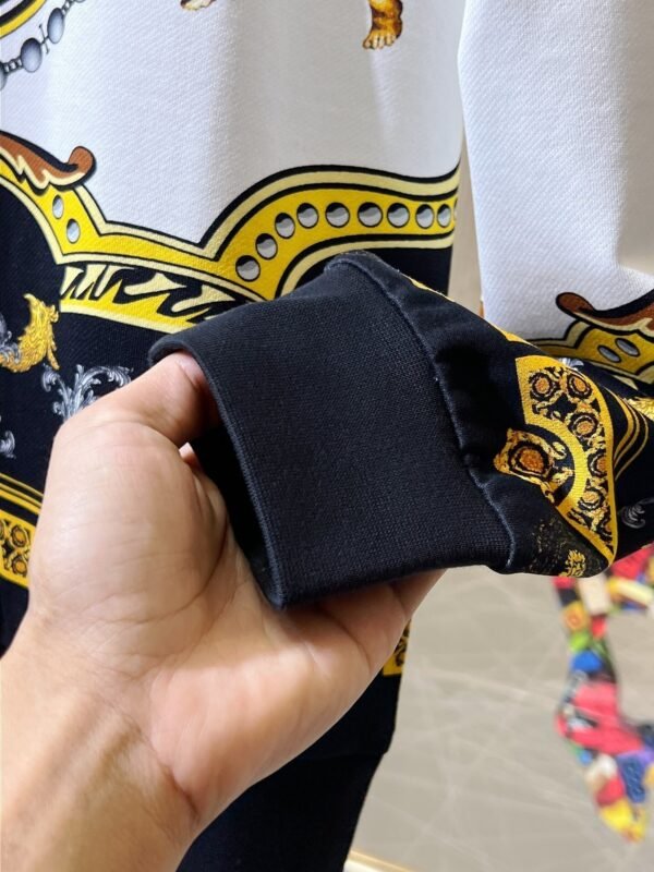 VRSC Barocco Tribute Print Crewneck Jumper