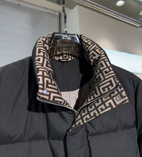 VRSC Patterned Collar Reversible Quilted Puffer Coat