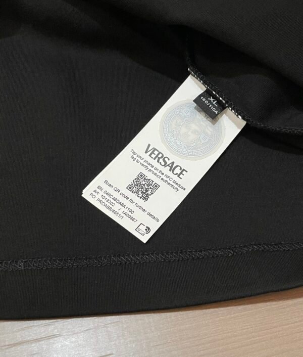 VRSC Gold-Tone Medusa Embossed Logo Slim-Fit Knit Jumper – Black