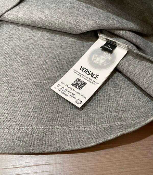 VRSC White Medusa Head Motif Cotton Crewneck Jumper – Grey