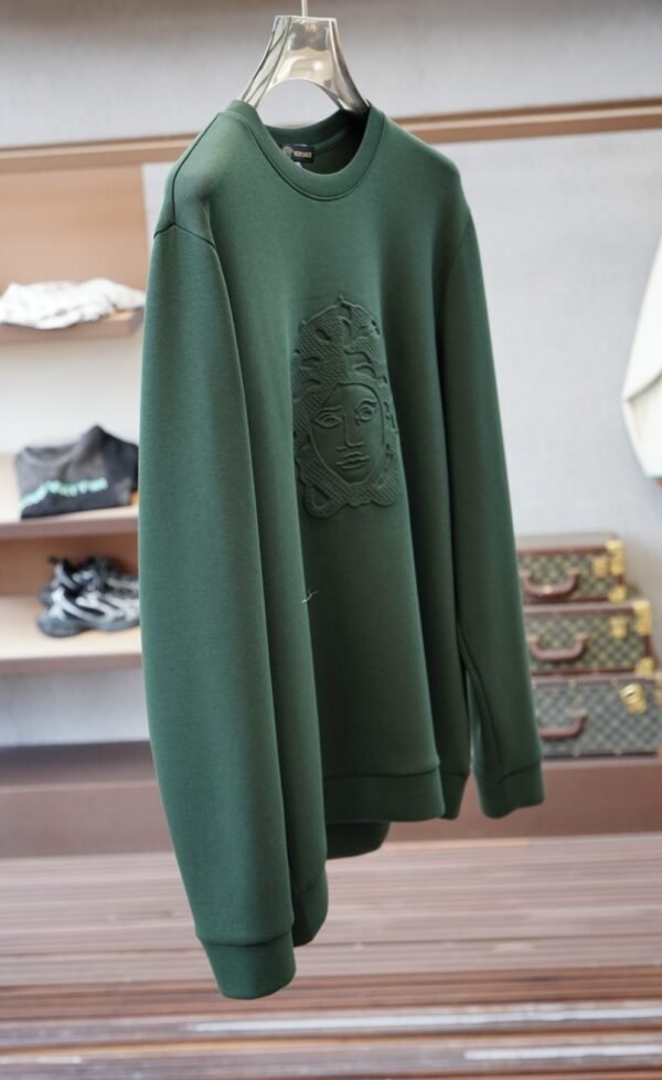 VRSC Embroidered Medusa Crewneck Jumper – Green