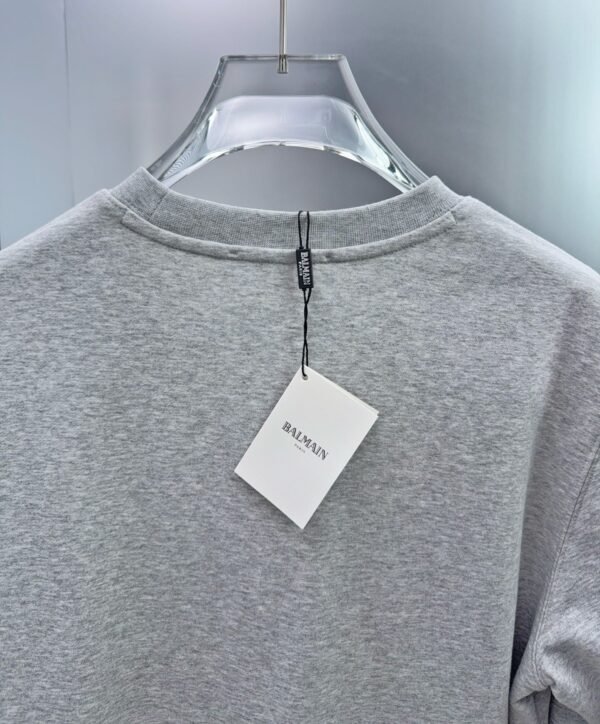 7 BLMN Logo Print Crewneck Long-Sleeves Tee Jumper – Light Grey