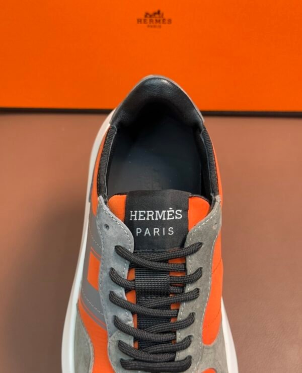 7 HRMS Suede Low-Top Trainers – Orange & Grey