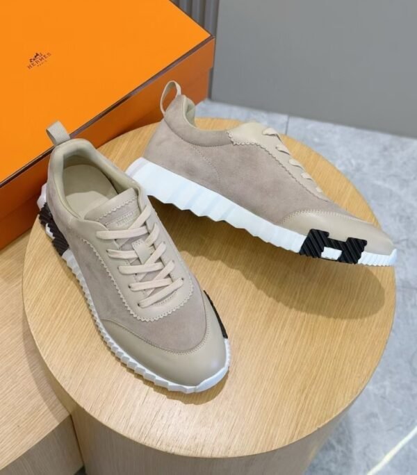 HRMS Leather & Suede Trainers – Beige