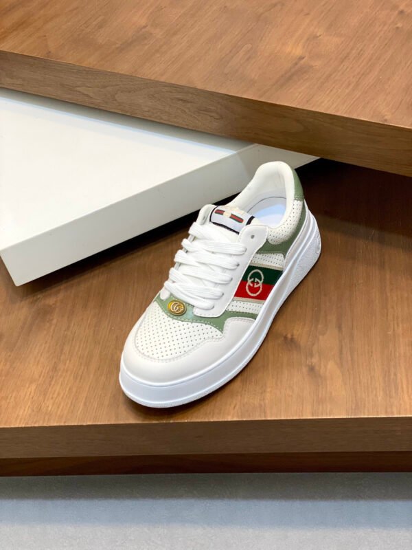 72392d6f GCC White Trainers with Green Contrast Panels and Stripe Detail