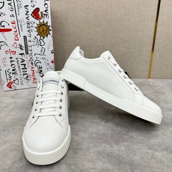 734db8f5 DG Low-Top Trainers - White
