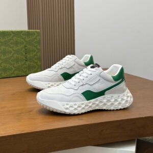 GCCI Trainers with Contrast Panels and Textured Sole - White/Green