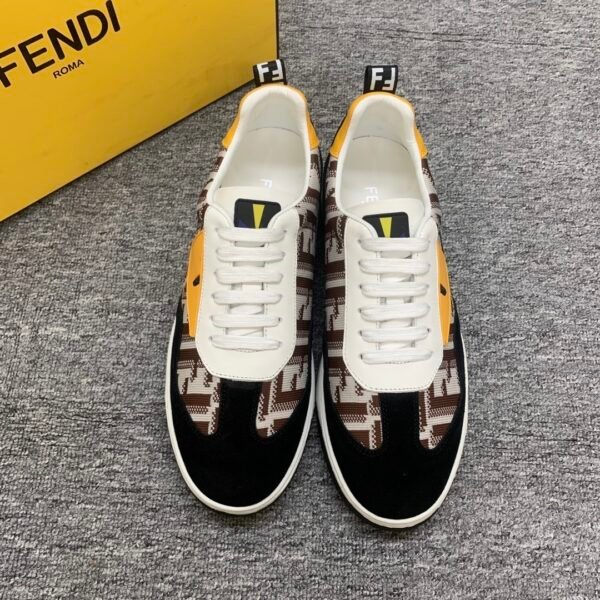 FND Low-Top Trainers with Logo Pattern - Black/Brown