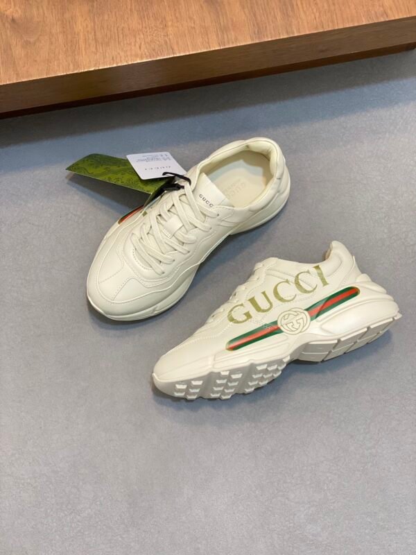 GCC Chunky Trainers with Stripe Detail - White