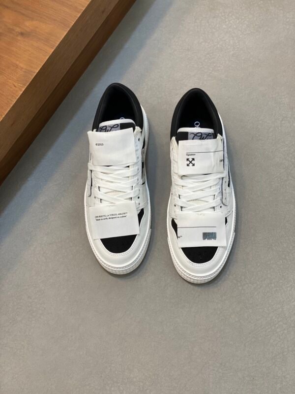 OFFW Low-Top Trainers with Black and White Contrast Panels