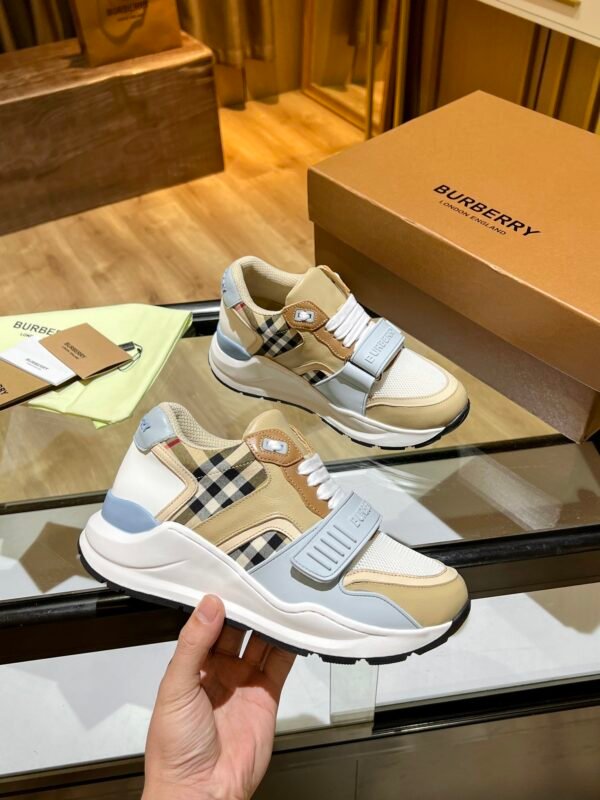 BRBY Trainers with Check Panels - Beige
