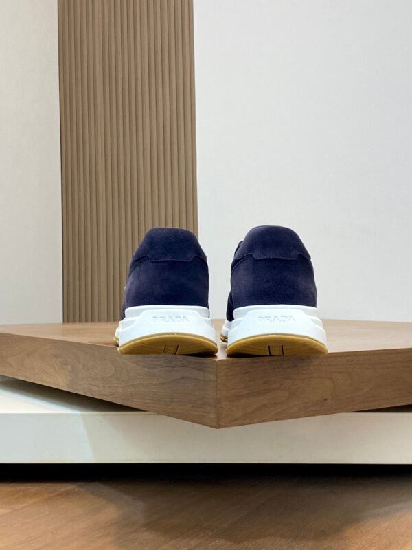 PRDA Low-Top Trainers with Navy Panels