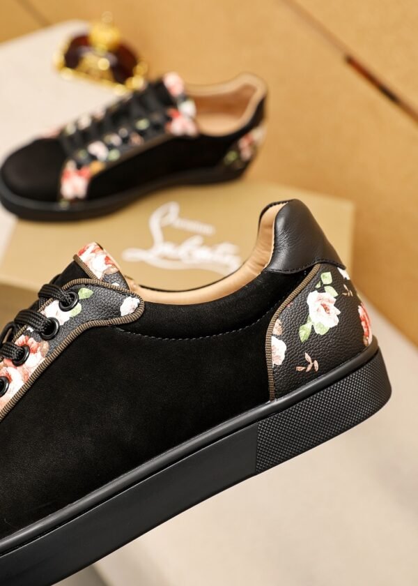 7ddc25af CLB Low-Top Trainers with Floral Trim detail - Black