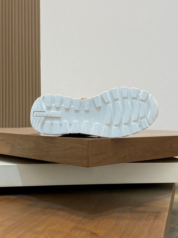 7f0be6df PRDA Low-Top Trainers with Plush Lined Collar - Brown