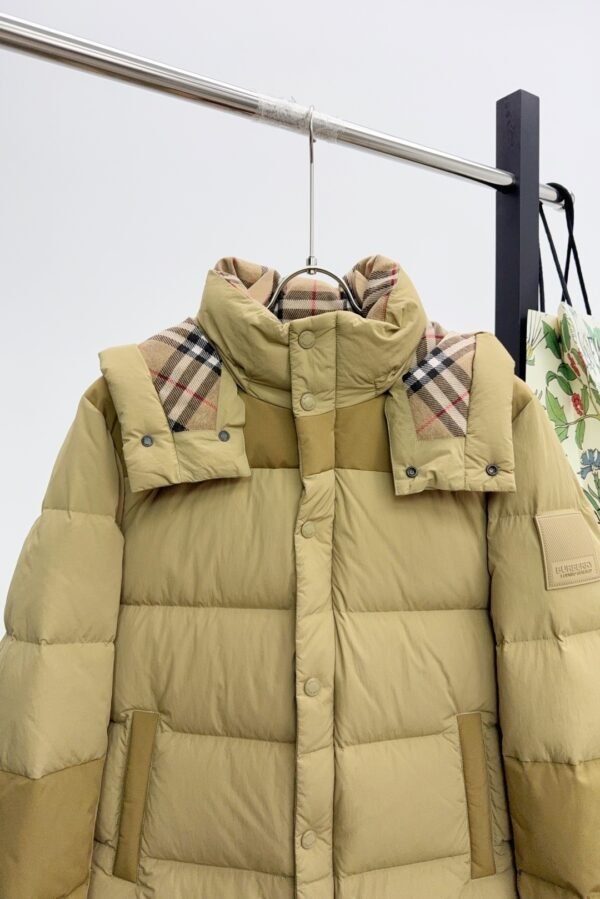 7fd2f553 BRBY Hooded Padded Puffer Jacket - Khaki