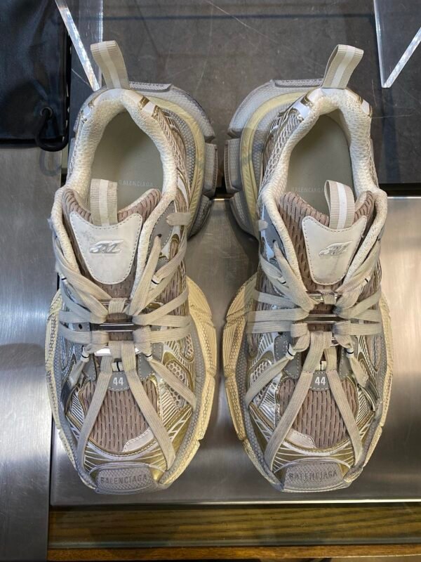 BLNCG  Low-Top Trainers with Wrapped Lace Design - Grey