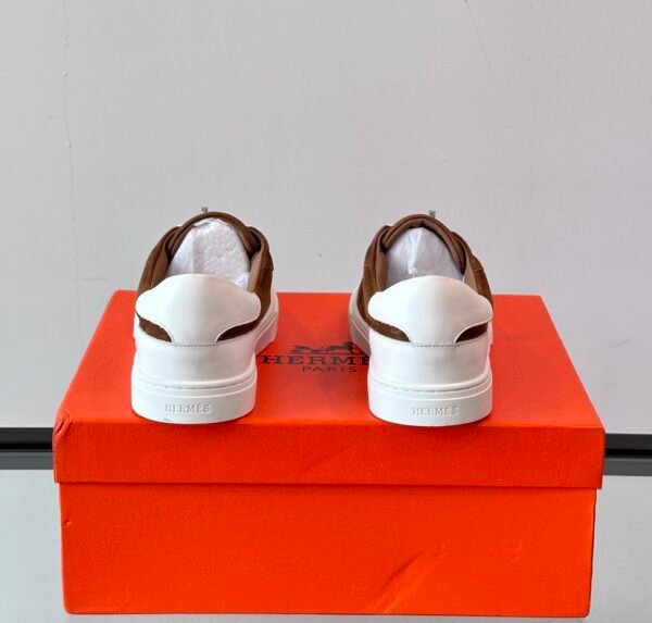 HRMS Day Suede Trainers with Functional Kelly Buckle – Brown