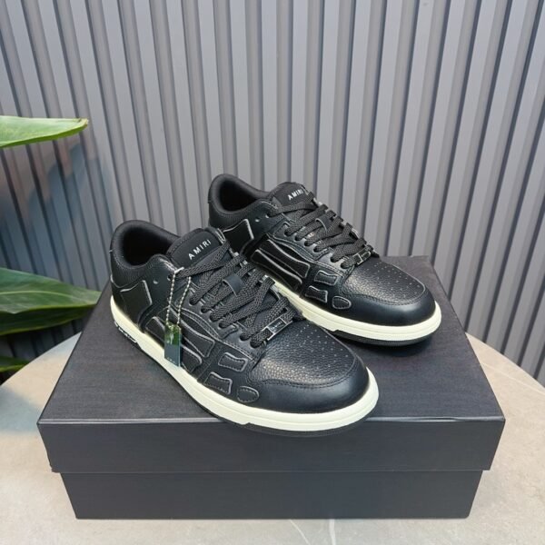 8 AMR Skel Leather White Mid Sole Trainers – Black