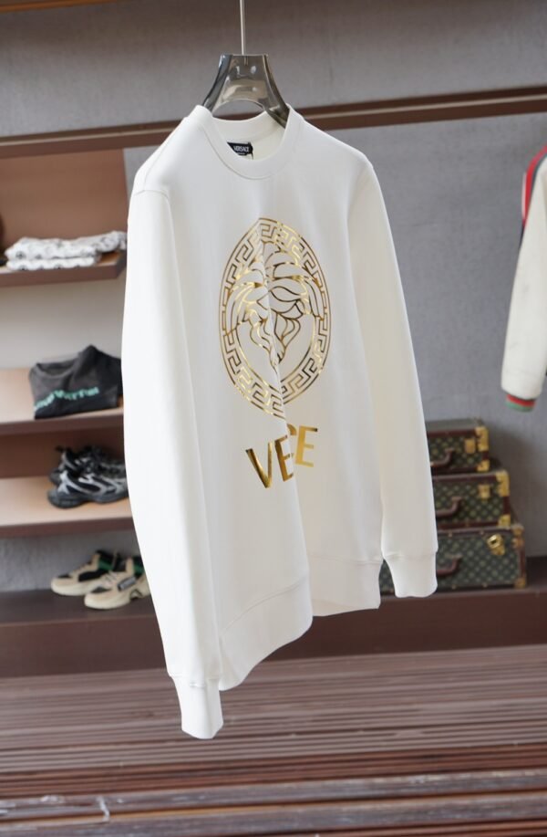 VRSC Medusa Medallion Gold-Tone Logo Print Jumper - Black