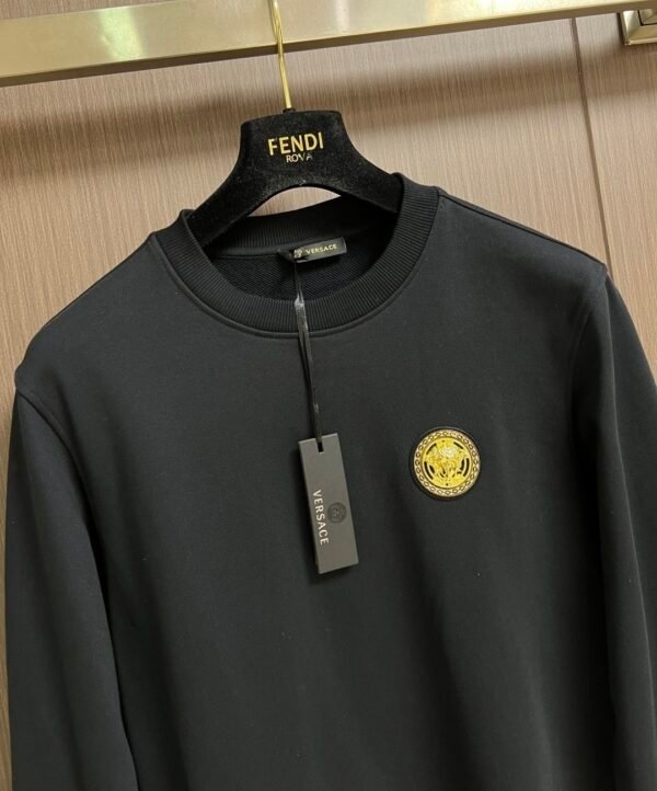 VRSC Gold-Tone Medusa Patch Crewneck Jumper – Black