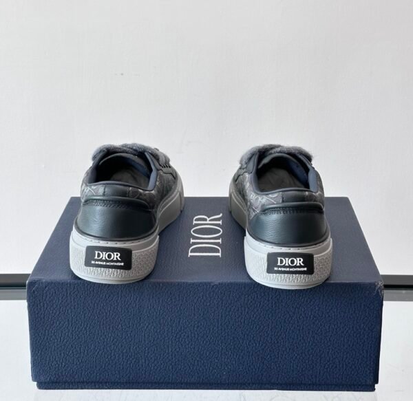 8 DXR CD Spin Grained Calfskin & Oblique Canvas Trainers – Anthracite Grey