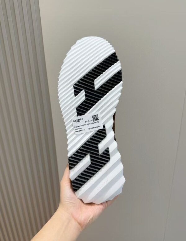 HRMS Leather & Suede Trainers – Brown with Black Accents