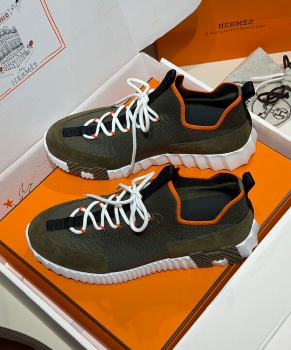 HRMS Knit & Suede Low-Top Trainers – Olive Green with Black Stripe