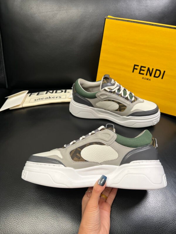 FND Low-Top Trainers with Subtle Green Accents -Grey/White