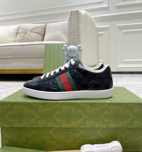 GCCI Trainers with Side Stripe and Embossed Pattern - Black