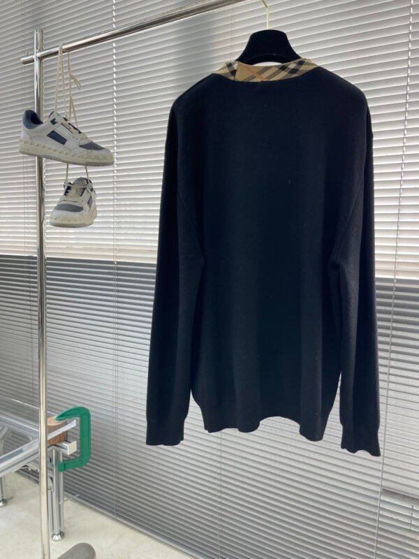 BRBY Crew Neck Jumper with Check Trim - Black