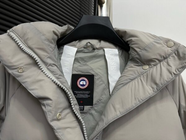 CG Hooded Puffer Jacket with Zip Pockets - Stone Grey
