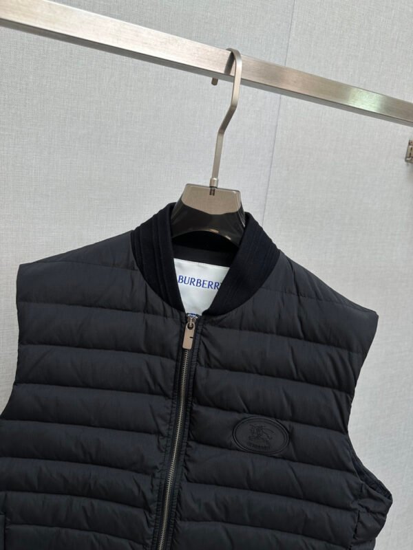 8aa21895 BRBY Quilted Zip-Up Gilet - Black