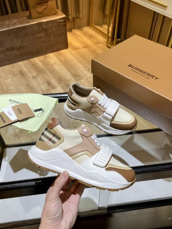 BRBY Trainers with Check Heel Panel and Strap - Beige