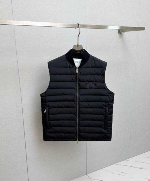 8be64fbf BRBY Quilted Zip-Up Gilet - Black