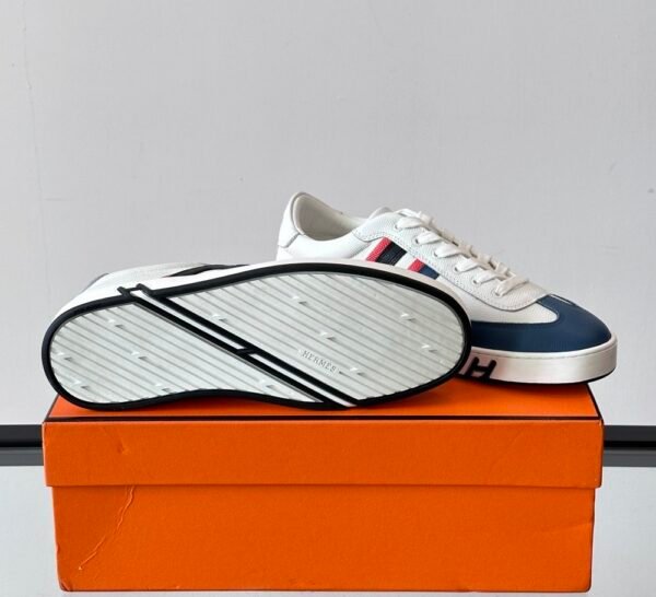 9 HRMS Boomerang Leather Trainer – White with Bleu Allure & Multicolor Accents