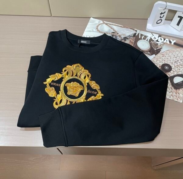 VRSC Gold Embroidered Medusa Baroque Crewneck Jumper – Black